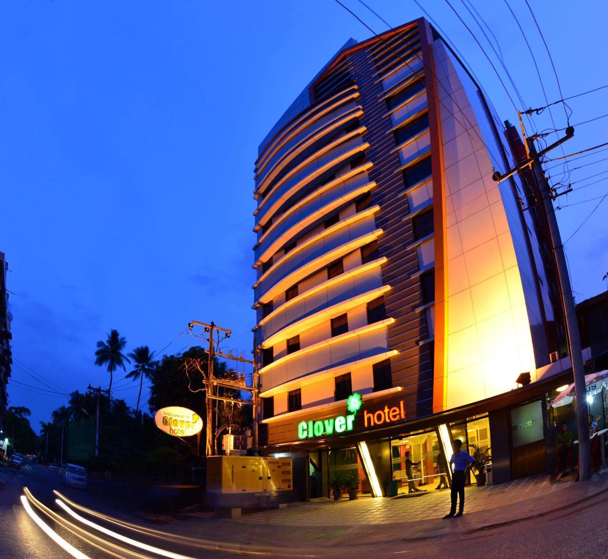 Clover Hotel Yangon Exterior foto